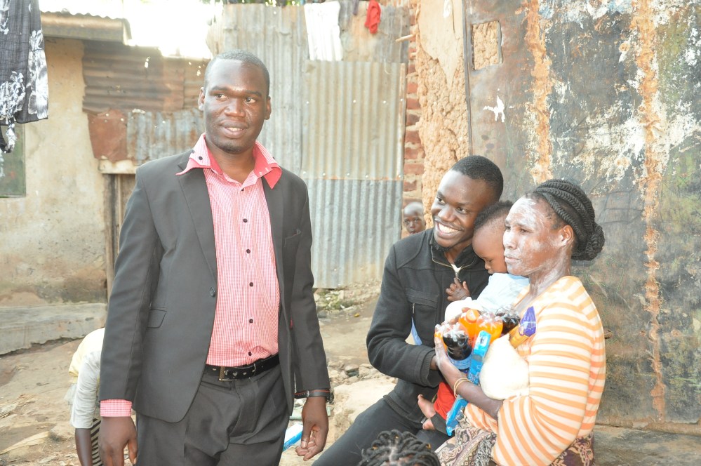 HTP Christmas Outreach in Kampala Ghetos 2018 (13)